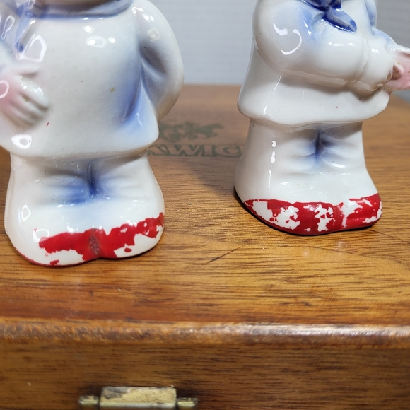 Vintage Ceramic Chefs Salt and Pepper Shakers - Picture 6 of 15